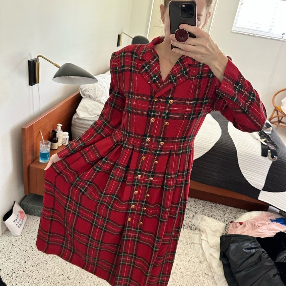 Cynthia Howie for Maggy Boutique red holiday plaid tartan dress 10